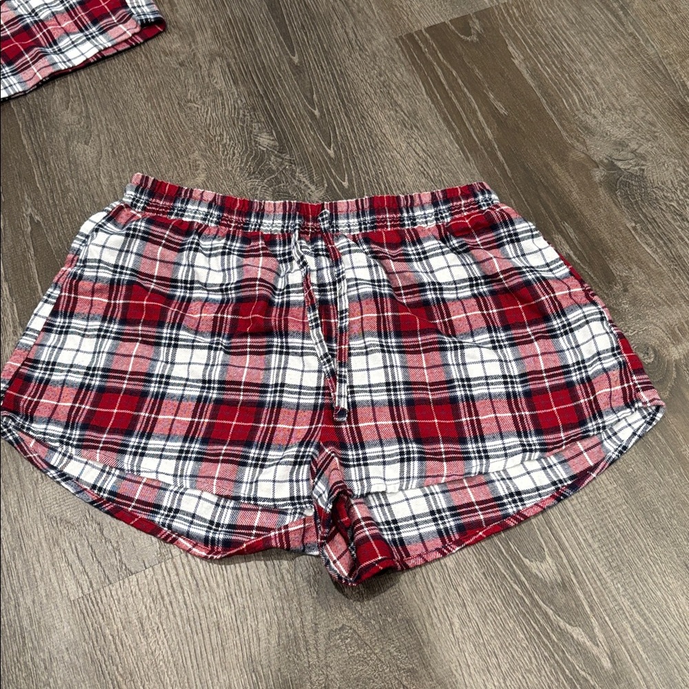 Garage Size XS/S Red Plaid Pajama Set - Picture 2 of 8